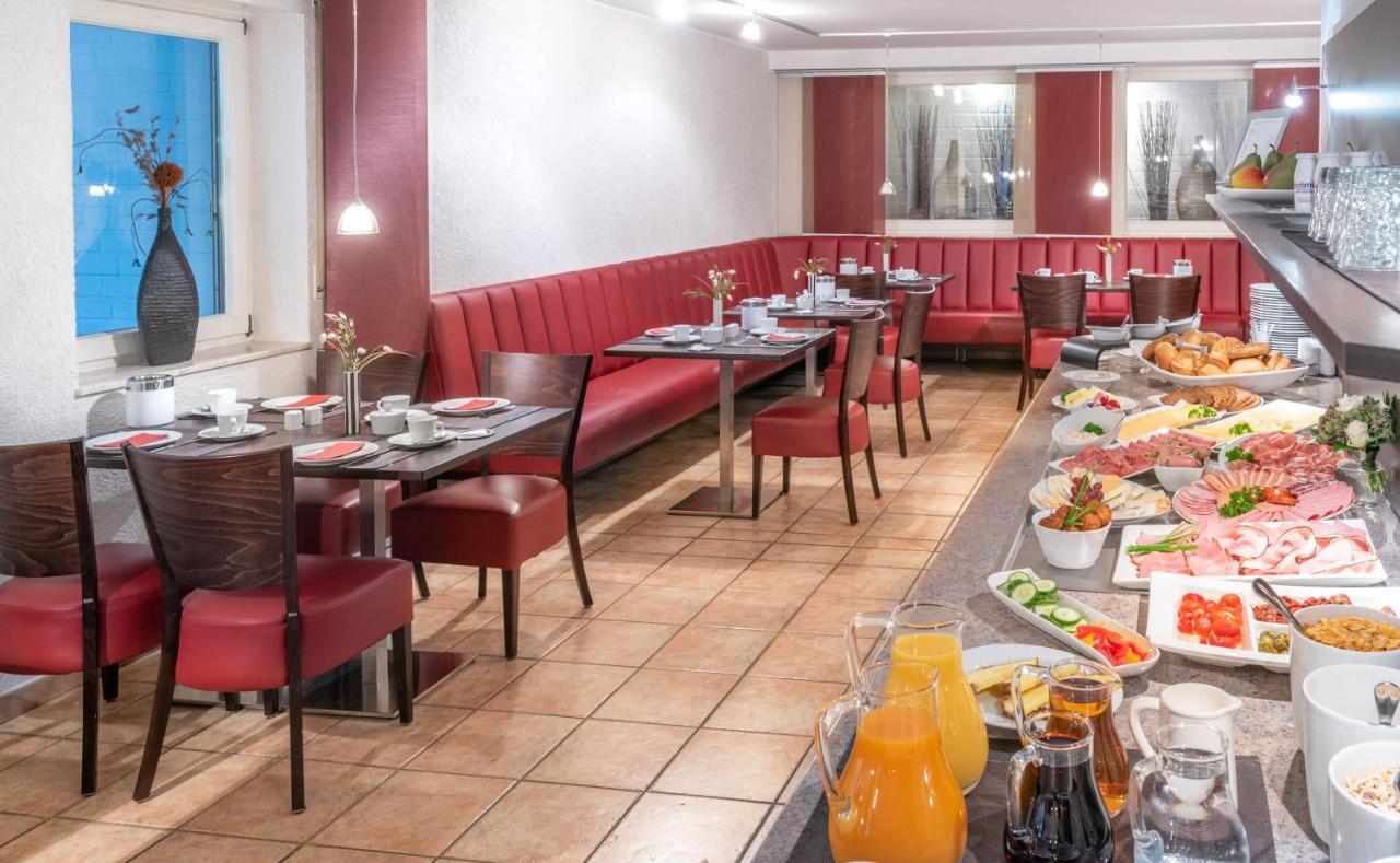Hotel Zur Krone Meerbusch Eksteriør bilde