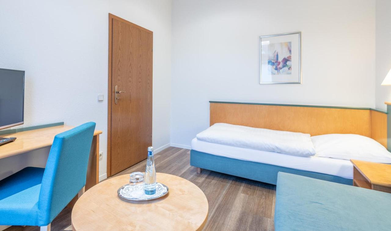 Hotel Zur Krone Meerbusch Eksteriør bilde