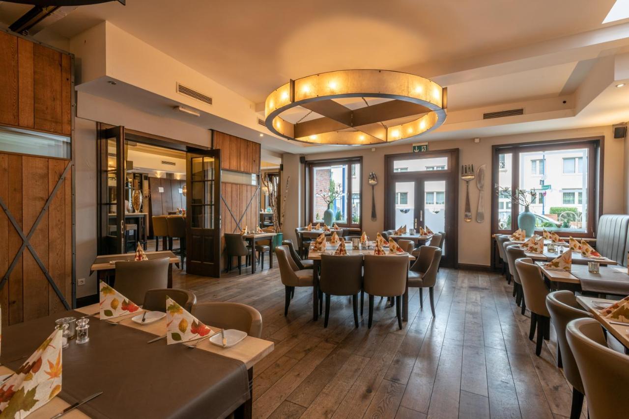 Hotel Zur Krone Meerbusch Eksteriør bilde